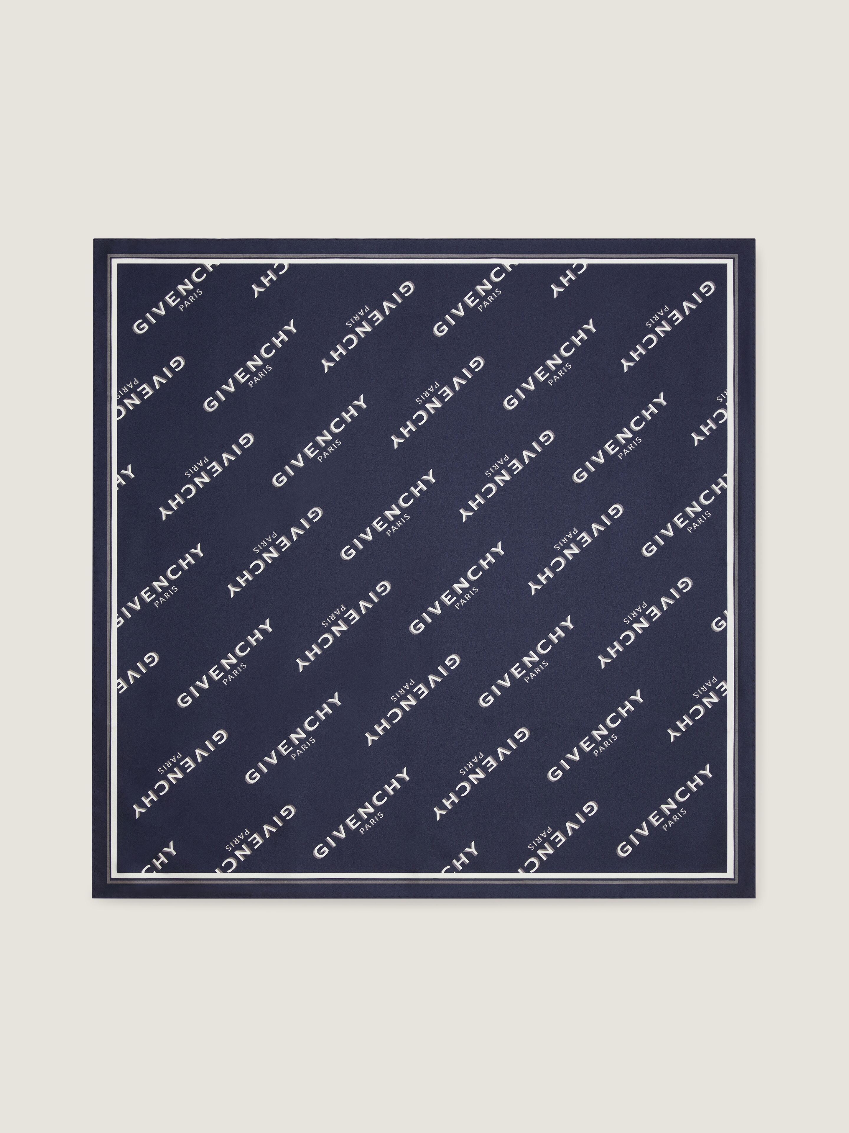 GIVENCHY Shadow square in silk